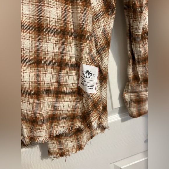 New BDG Urban Outfitters Flannel Distressed Button Down Shirt XS - Picture 4 of 6